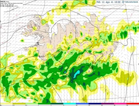 Precipitation forecast map for 18:00 on Wednesday 12 August, showing a band of rain across southern Iceland, with less precipitation expected in western Iceland, the Westfjords and northern Iceland. Colours from yellow to green and blue indicate increasing precipitation amounts.